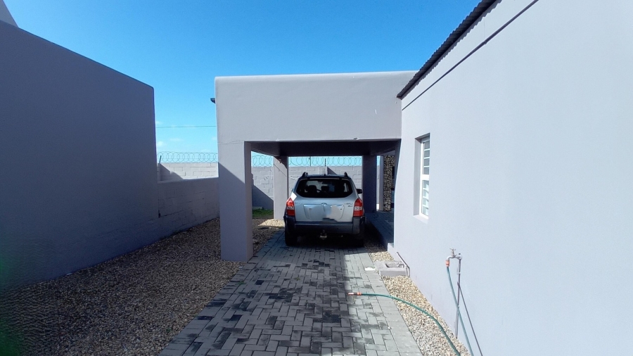 3 Bedroom Property for Sale in Vredenburg Western Cape
